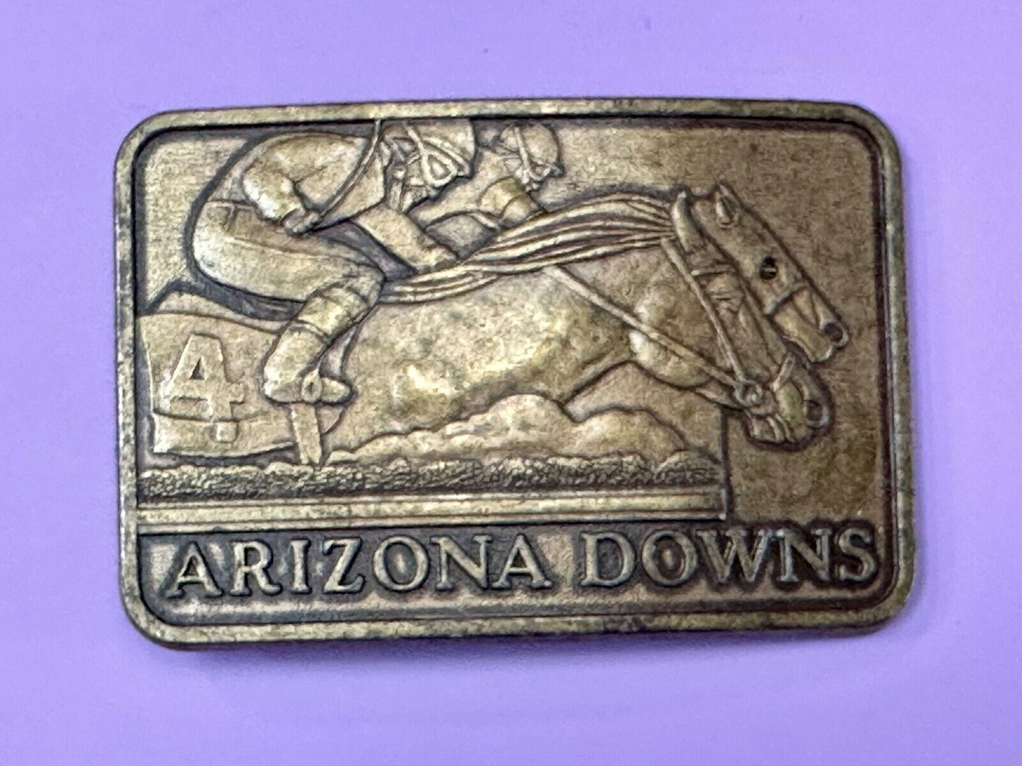 Vintage Arizona Downs Jockeys on Horses Racetrack vtg. Brass Tone Belt Buckle