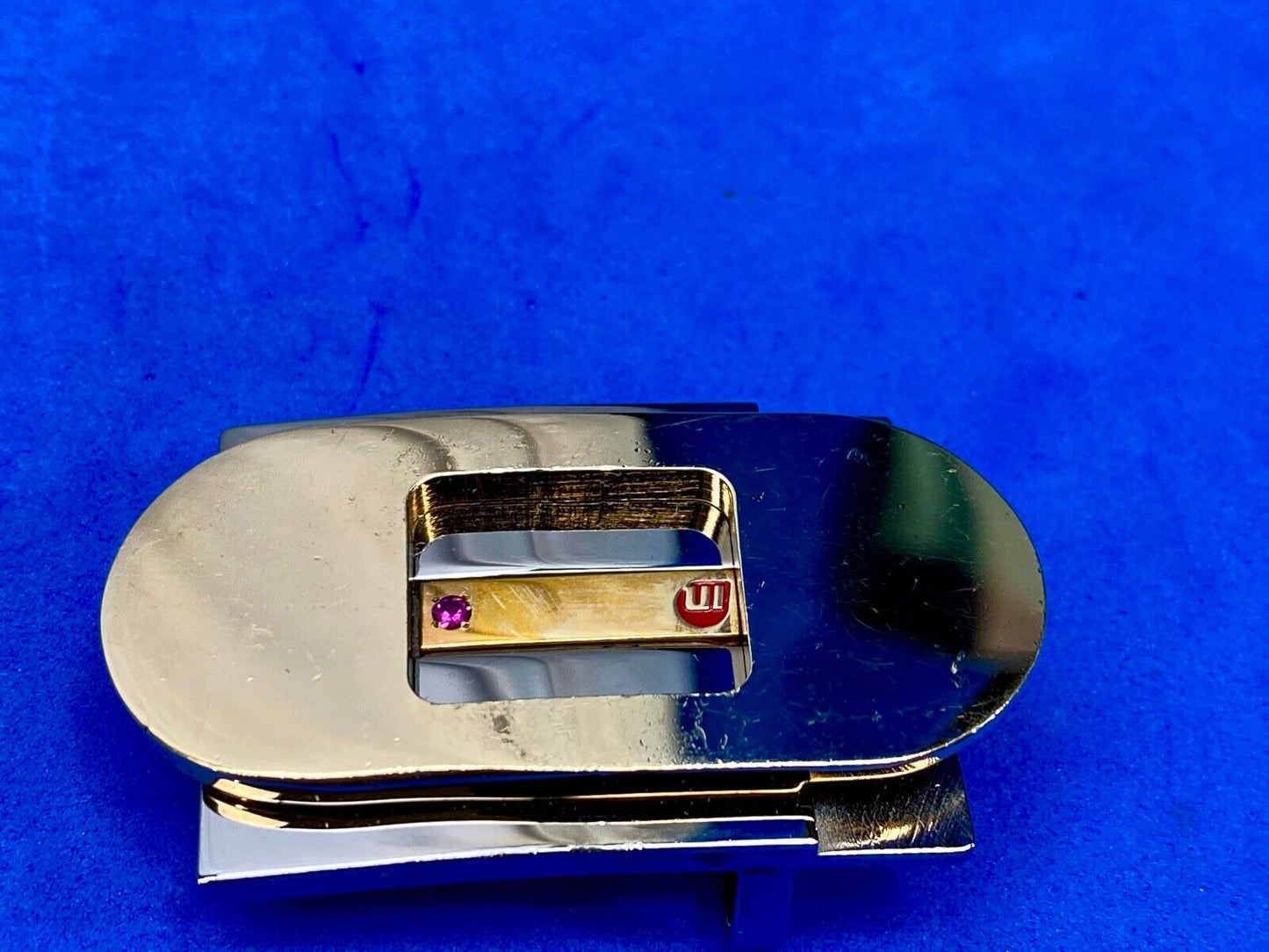 The United Illuminating UI Ruby accented belt buckle by Jostens