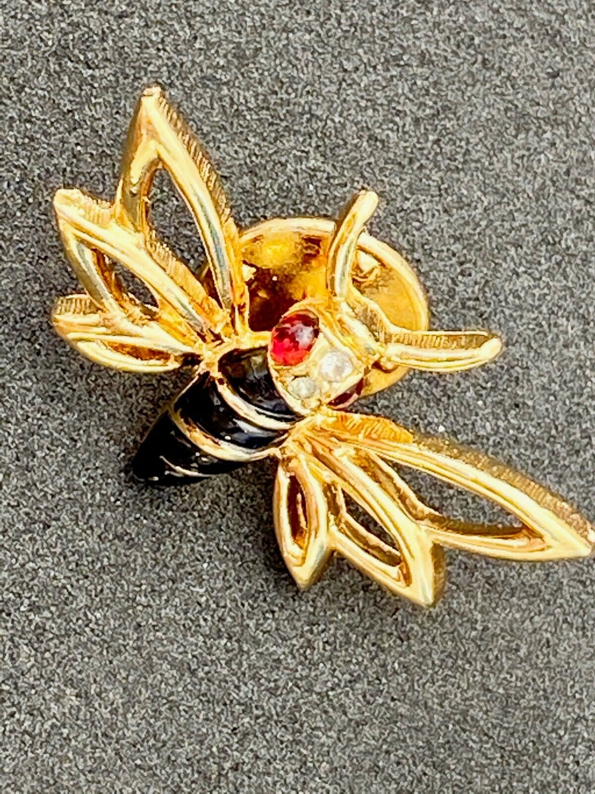 Bee Pin Jewelry, Bumblebee, Queen Bee Vintage Brooch Signed 16Maz B.A.B. Regd
