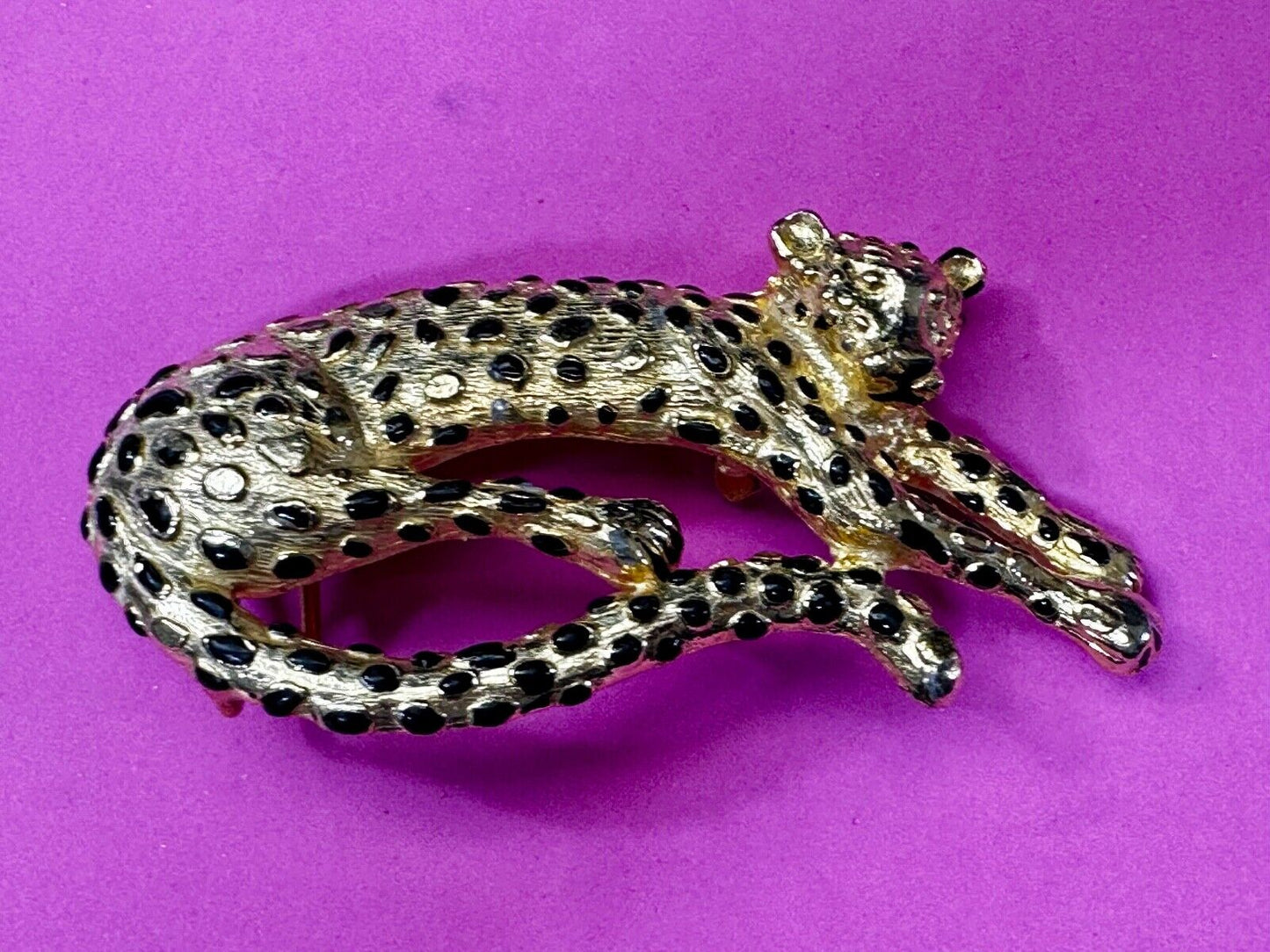 Vintage 1987 MIMI Di N Large Tiger Buckle Animal Gold Tone Black Enamel Spots