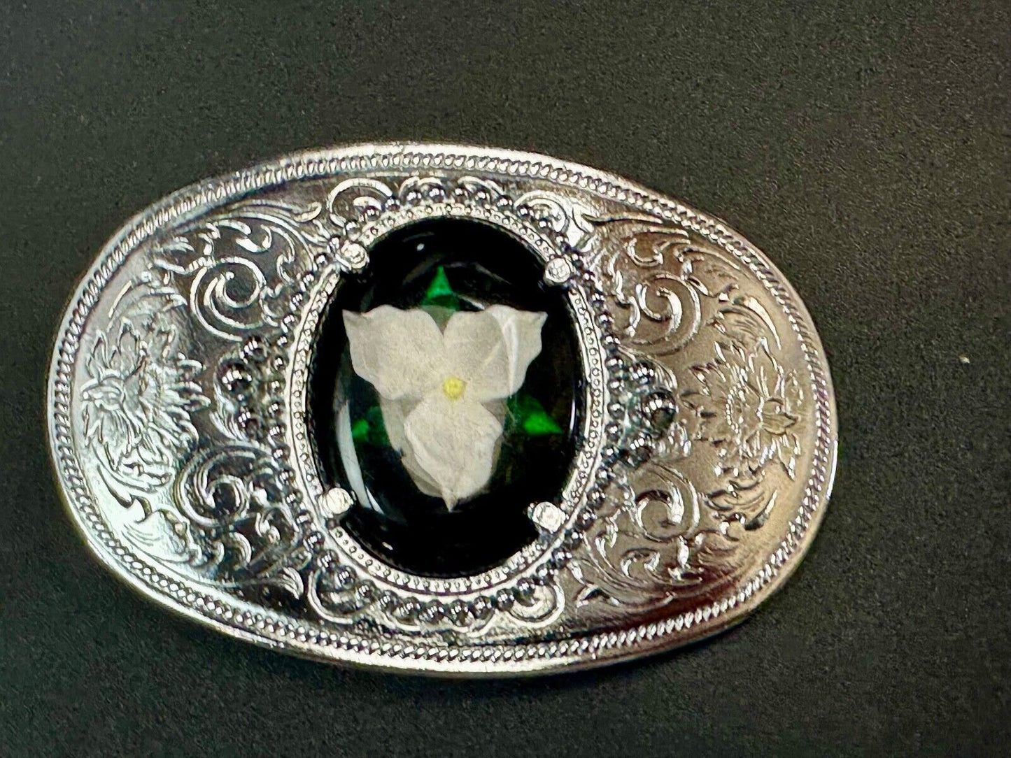 Beautiful Flower as Western oval centerpiece Cab Style belt buckle