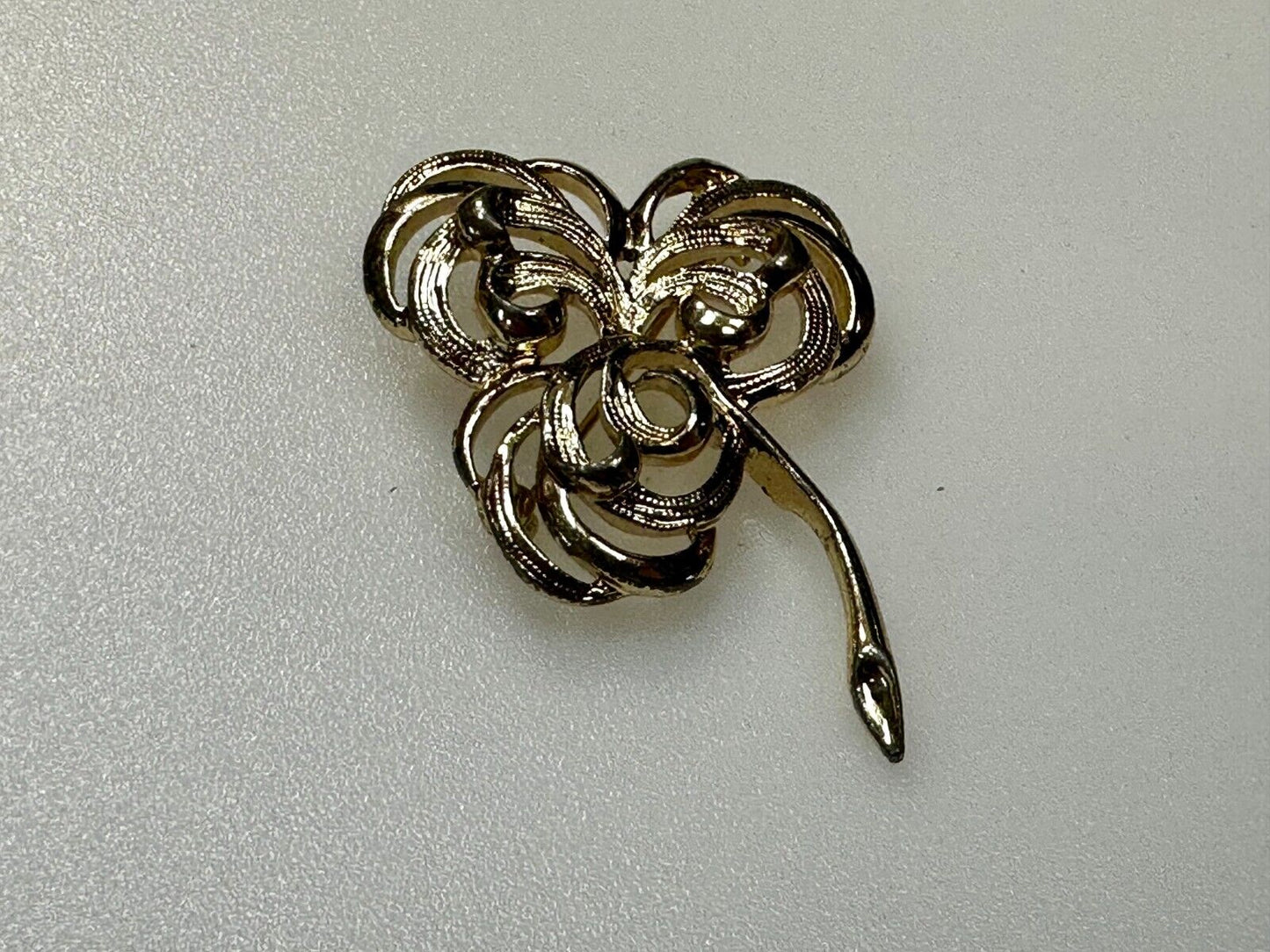 Three Leaf Clover Flower Openwork Gold Tone Brooch Pin Signed by Sarah Coventry