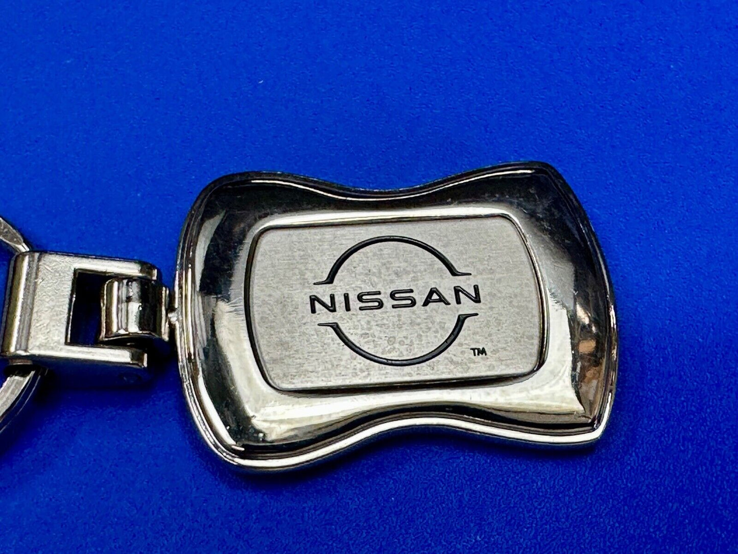 Sutherlin Nissan of Florida car truck dealers logo emblem Keychain - Key Ring