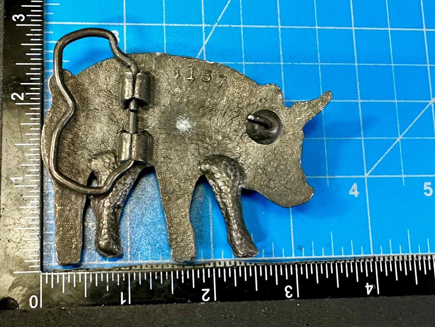 Unique Pig Hog On The Farm Cutout Swine Animal Belt Buckle number 4157