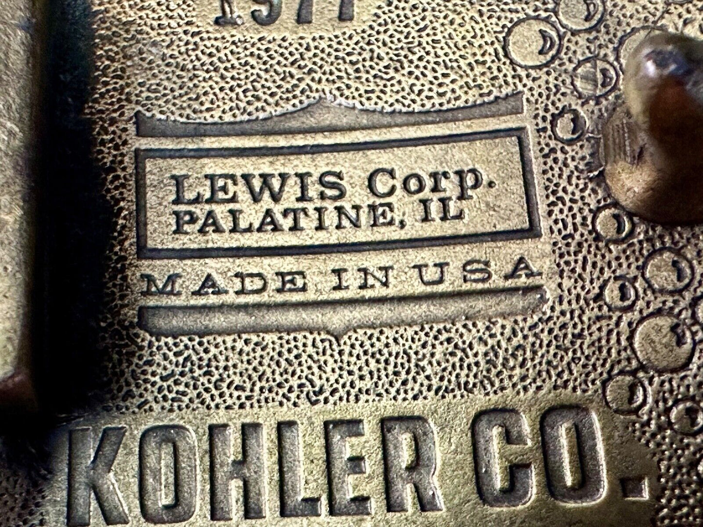 The Bold Look of Kohler - Vintage 1977 Lewis round Limited Edition belt buckle