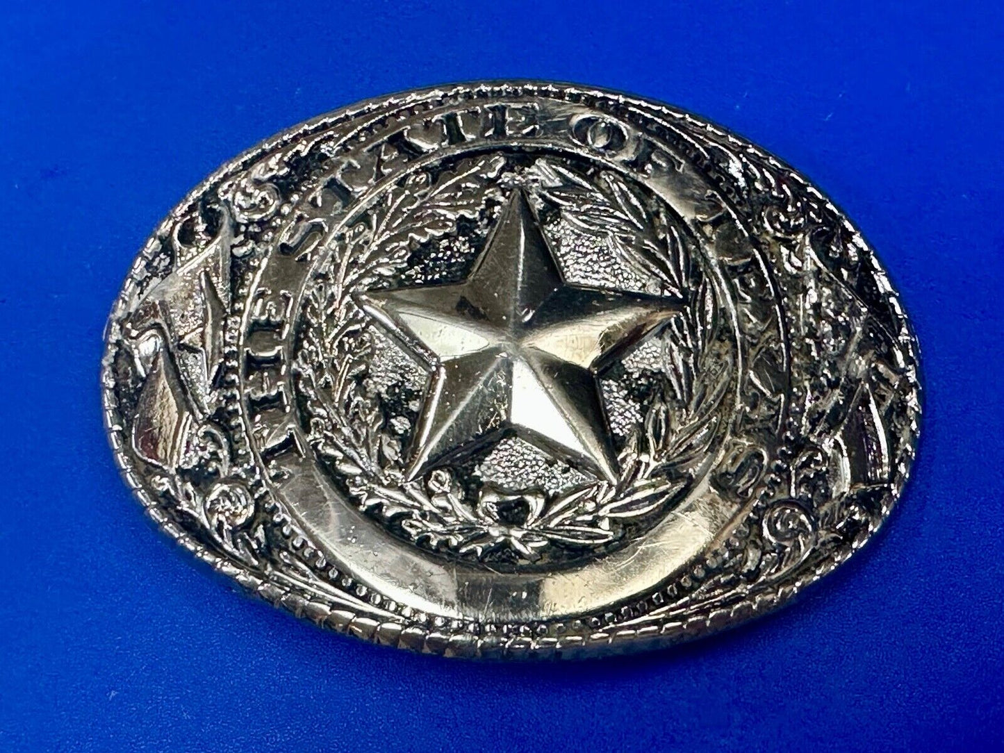 The Great State of Texas Star & Flag Silver color USA made western belt buckle