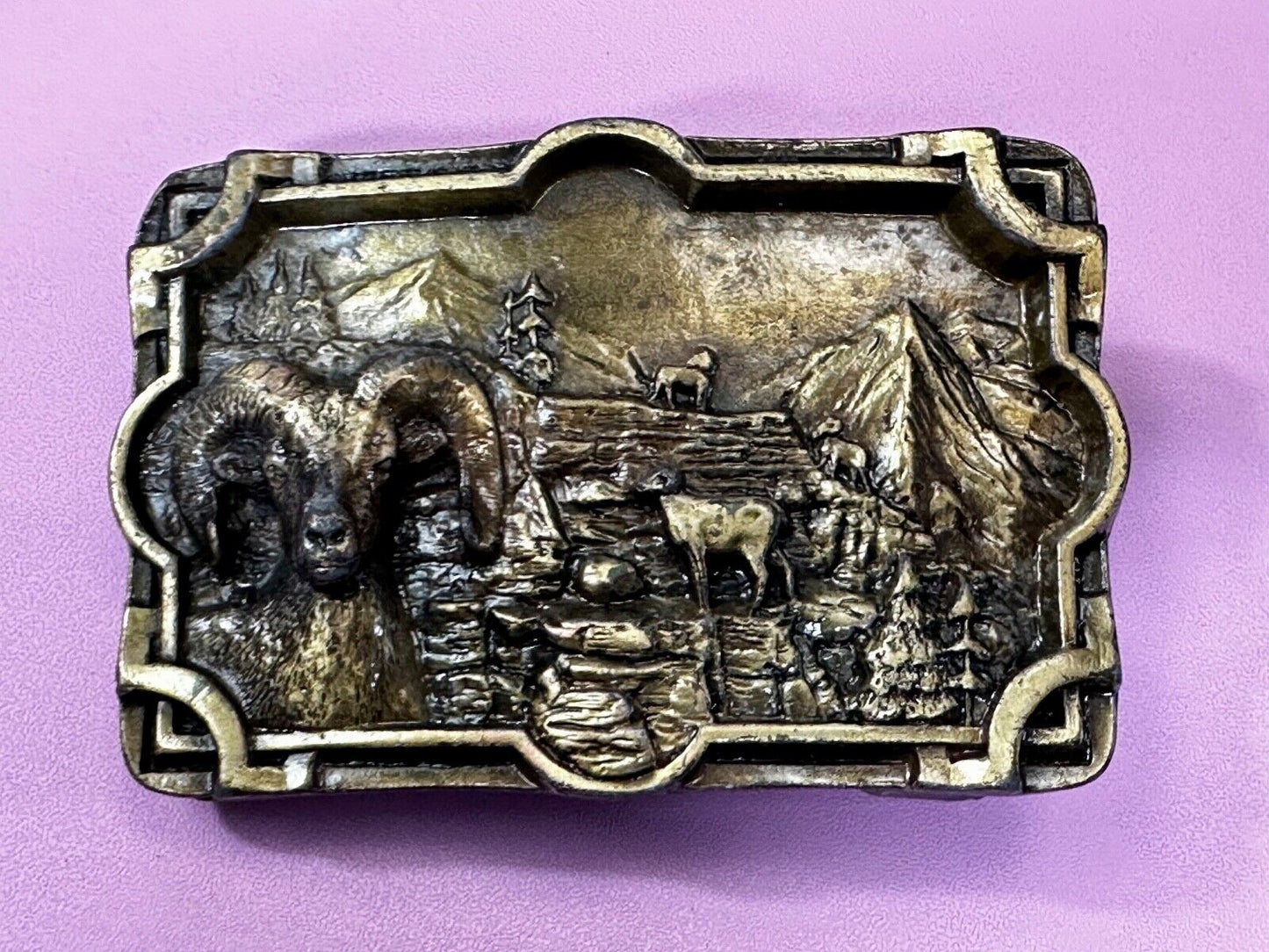 Bighorn Ram Mountain Goat Sheep Wildlife Scene Vintage Hand Cast? Belt Buckle