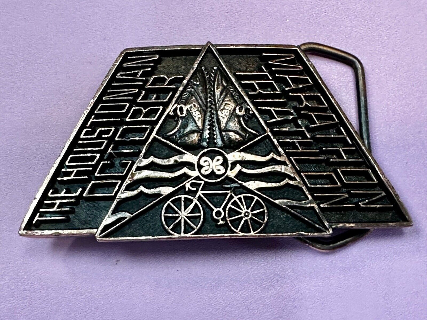 The Houstonian Marathon Trainer Texas Bike Race October Vintage 82 Belt Buckle