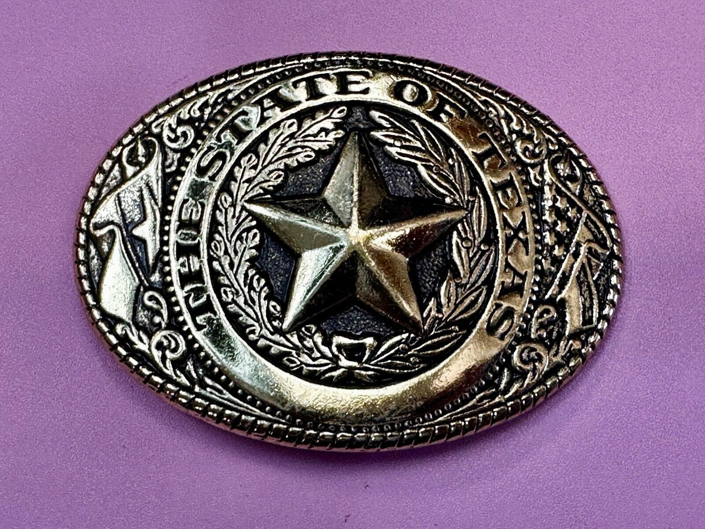 The Great State of Texas Star & Flag western USA made Gold & Black Belt Buckle