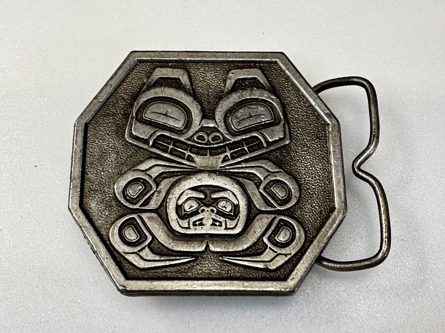 Totem Art Haida Clan Grizzly Bear Revered VTG 1977 Bergamot Belt Buckle