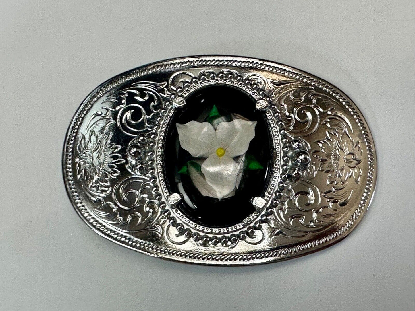 Beautiful Flower as Western oval centerpiece Cab Style belt buckle