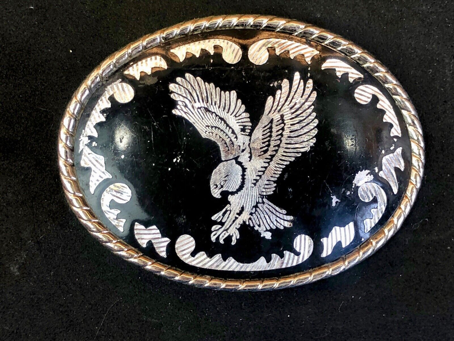 Black and silver color western belt buckle soaring eagle flying hunting diving w