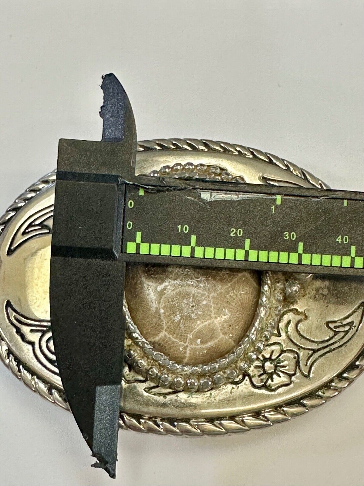 Vintage cabochon cab stone centerpiece on western silver tone belt buckle