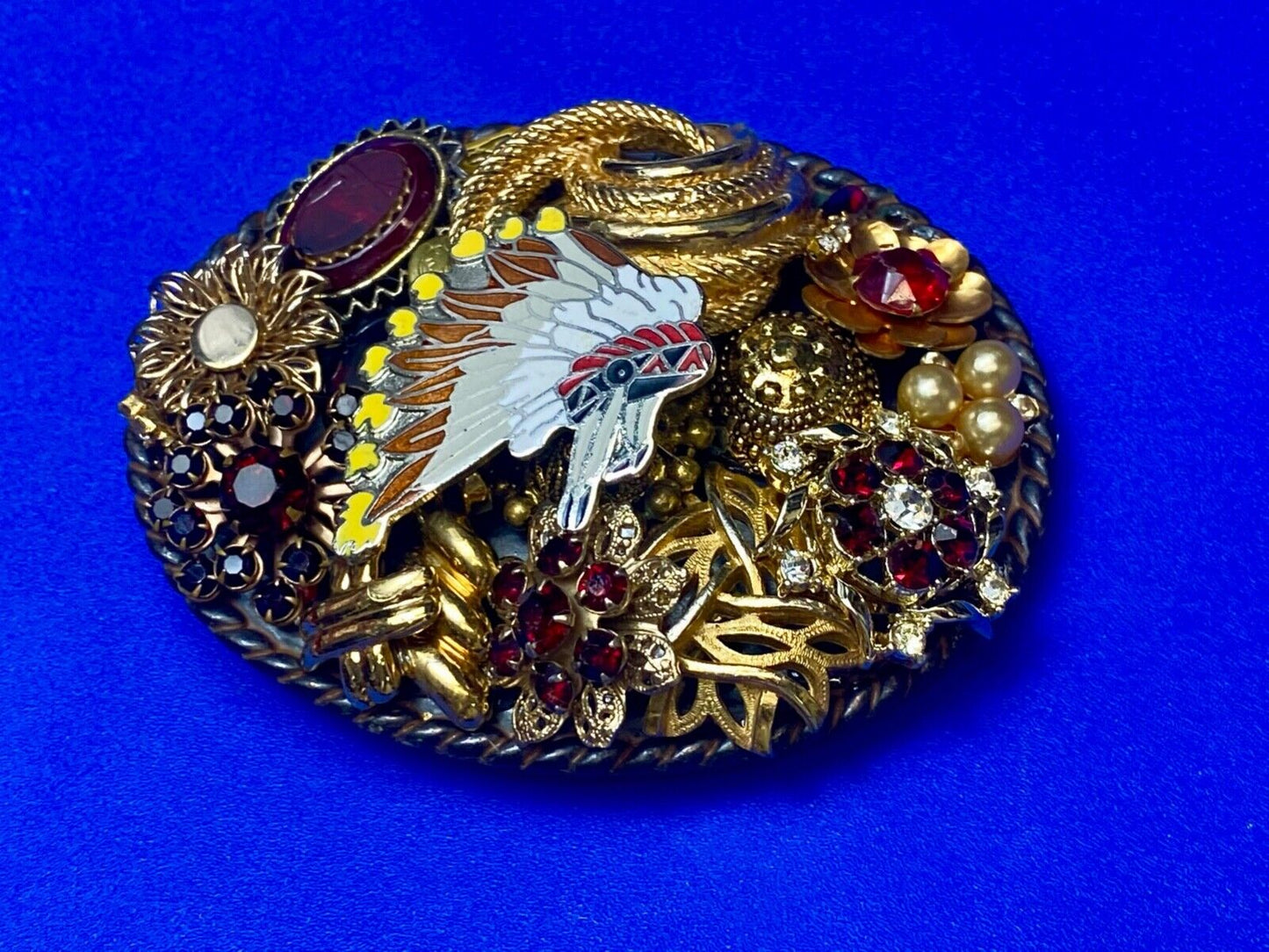 Beautiful steampunk mixed material rhinestone covered oval belt buckle