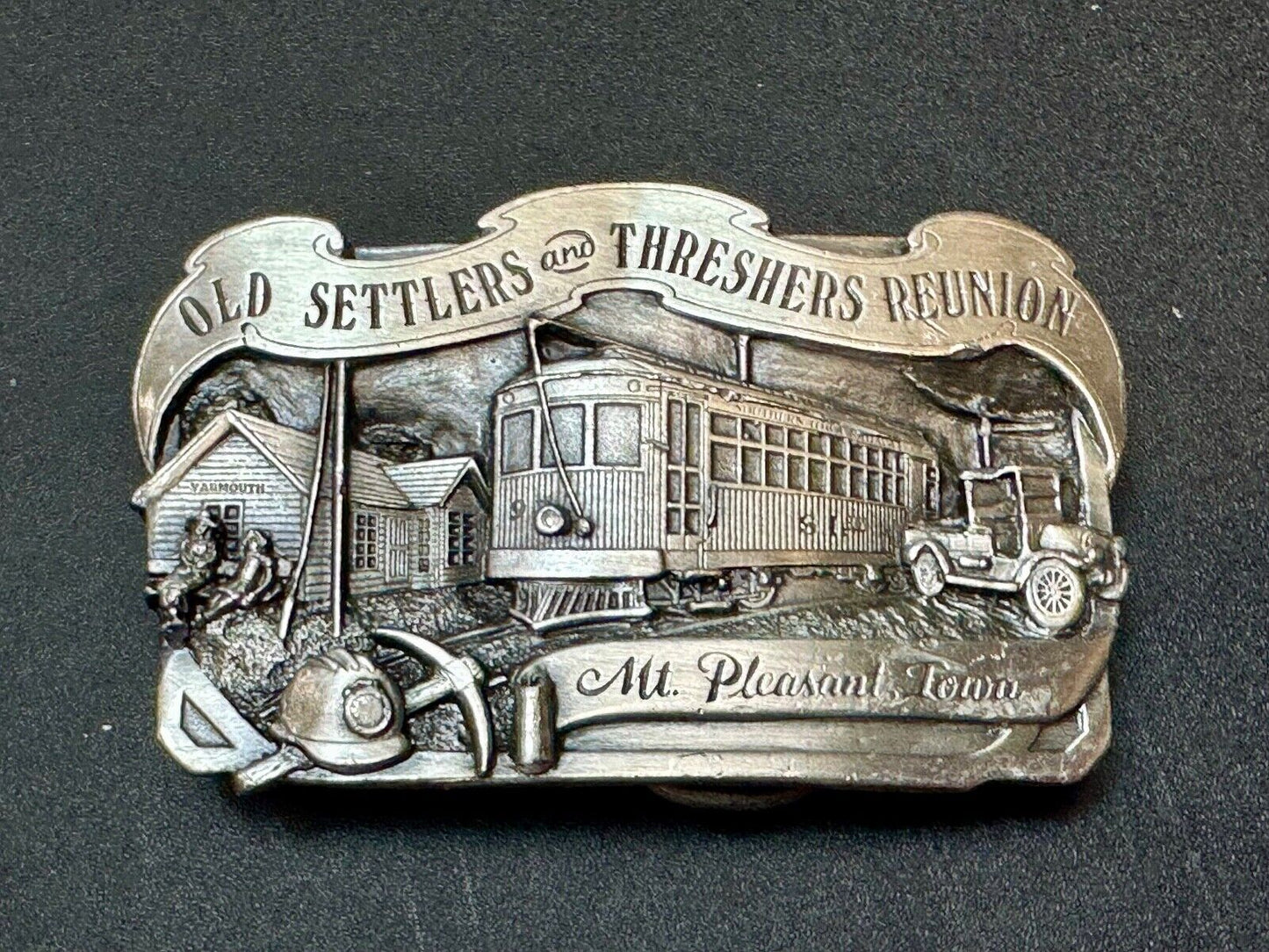 1984 Old Settlers and Threshers Reunion Midwest Belt Buckle Mt Pleasant Iowa
