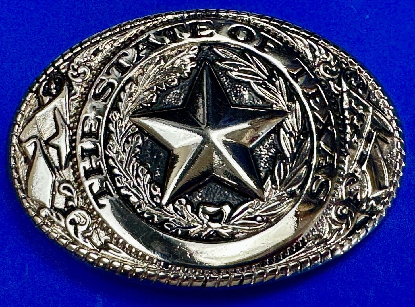 The Great State of Texas - Lone Star Flags seal light gold color belt buckle