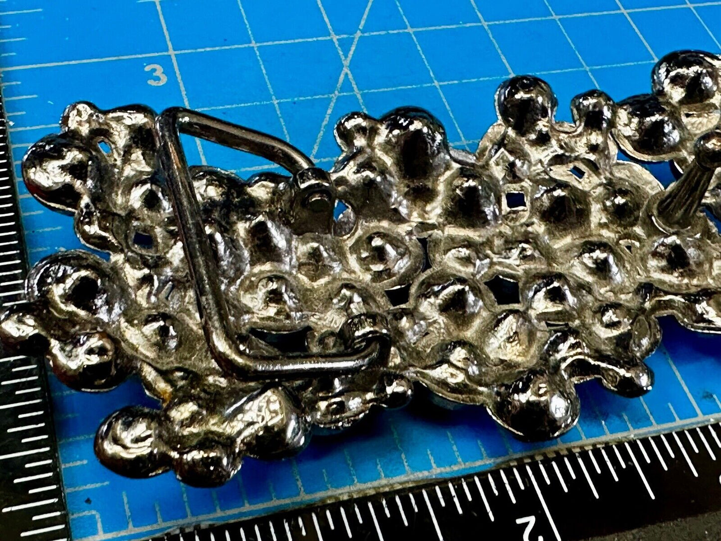 Black Rhinestone Cluster / Covered Retro Women's 4" Wide Belt Buckle