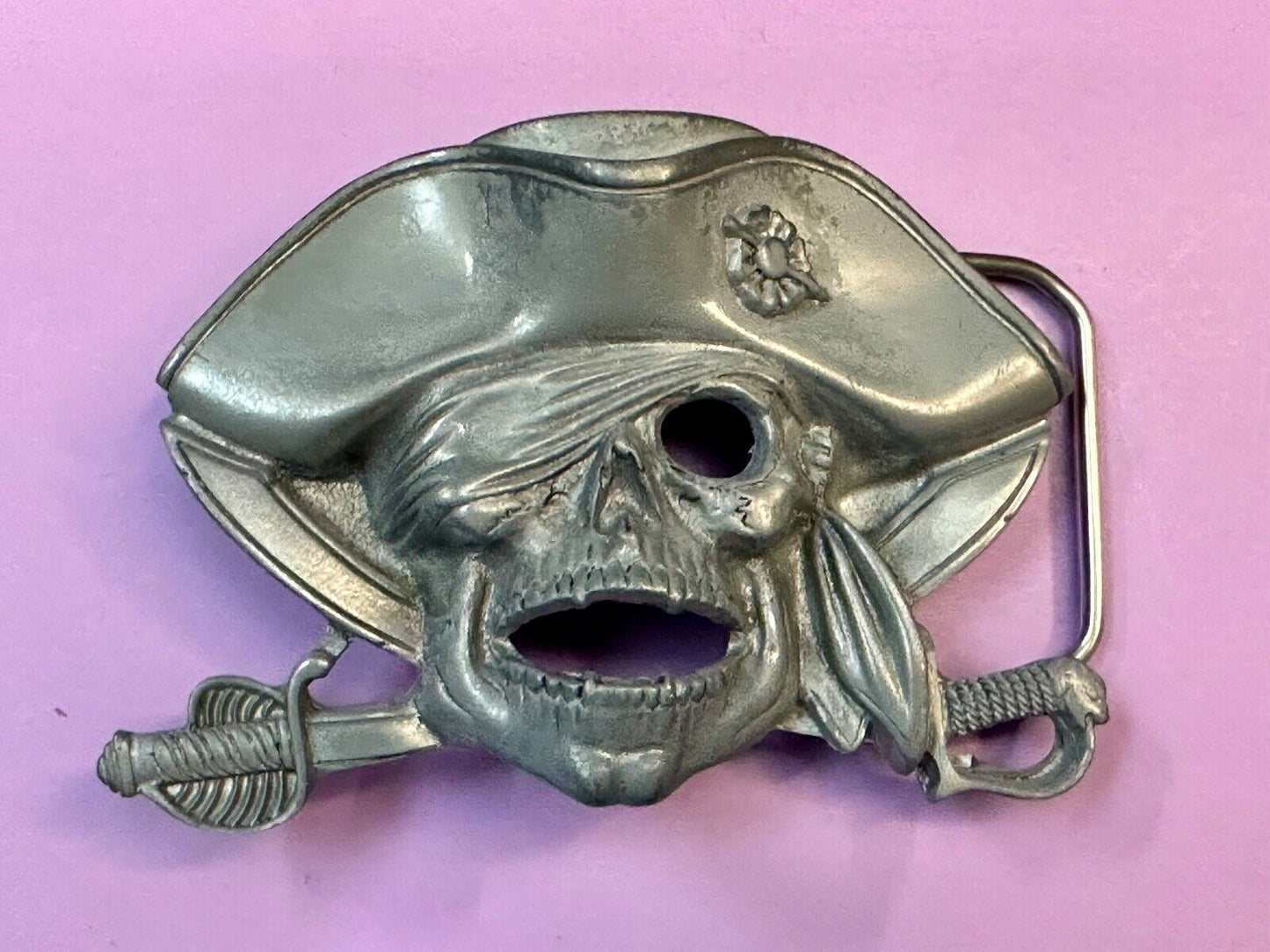 VINTAGE 1997 **PIRATE SKULL** FANTASY ARTWORK PEWTER BELT BUCKLE