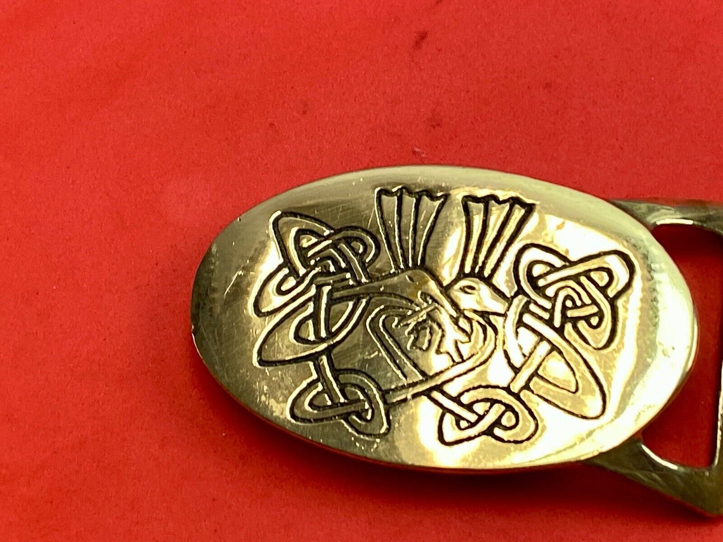 Vintage artisan solid brass belt buckle drawing of two doves Love birds