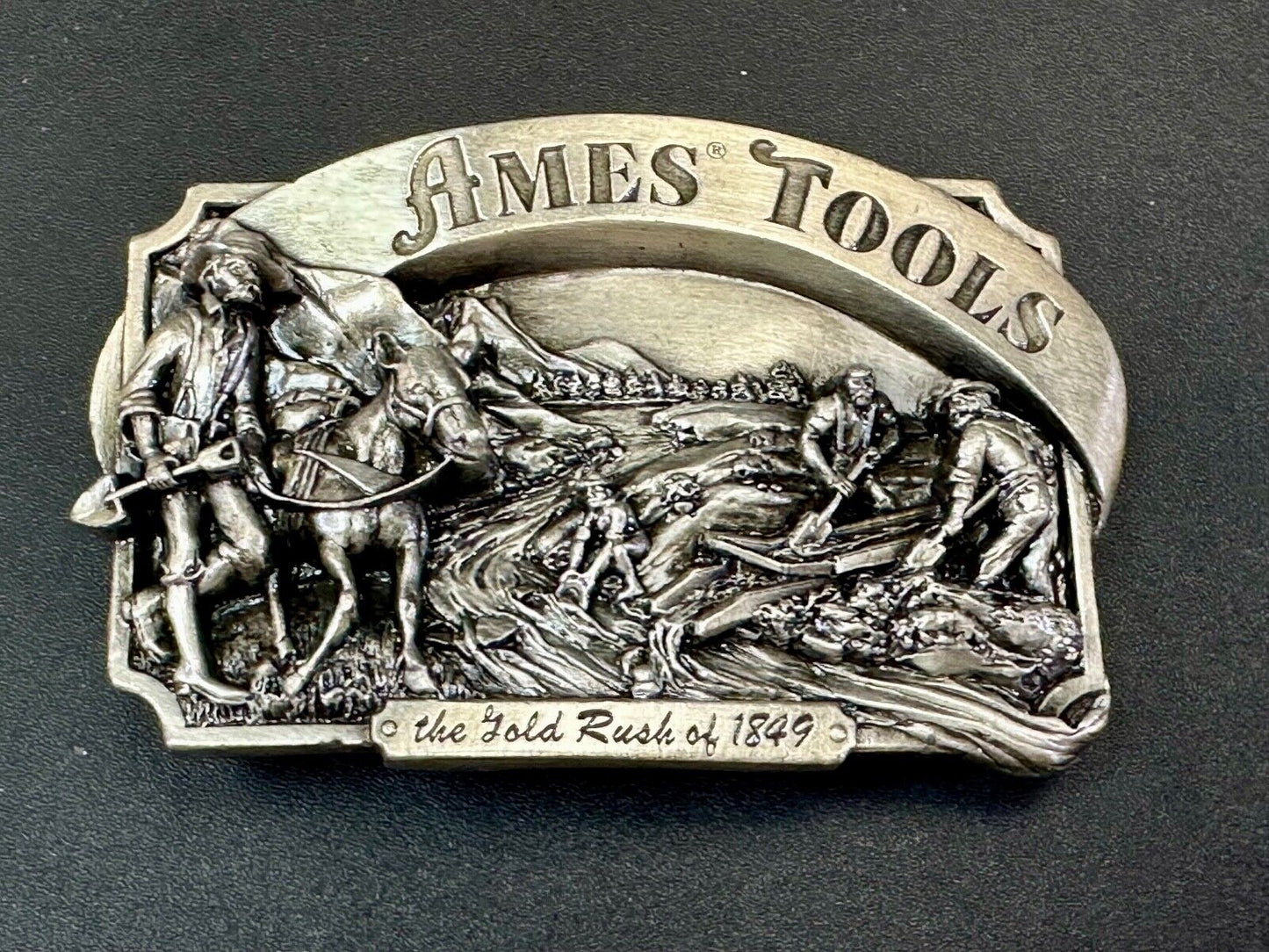 AMES TOOLS - Gold rush of 1849 Siskiyou 1985 Belt Buckle Lawn and garden supply