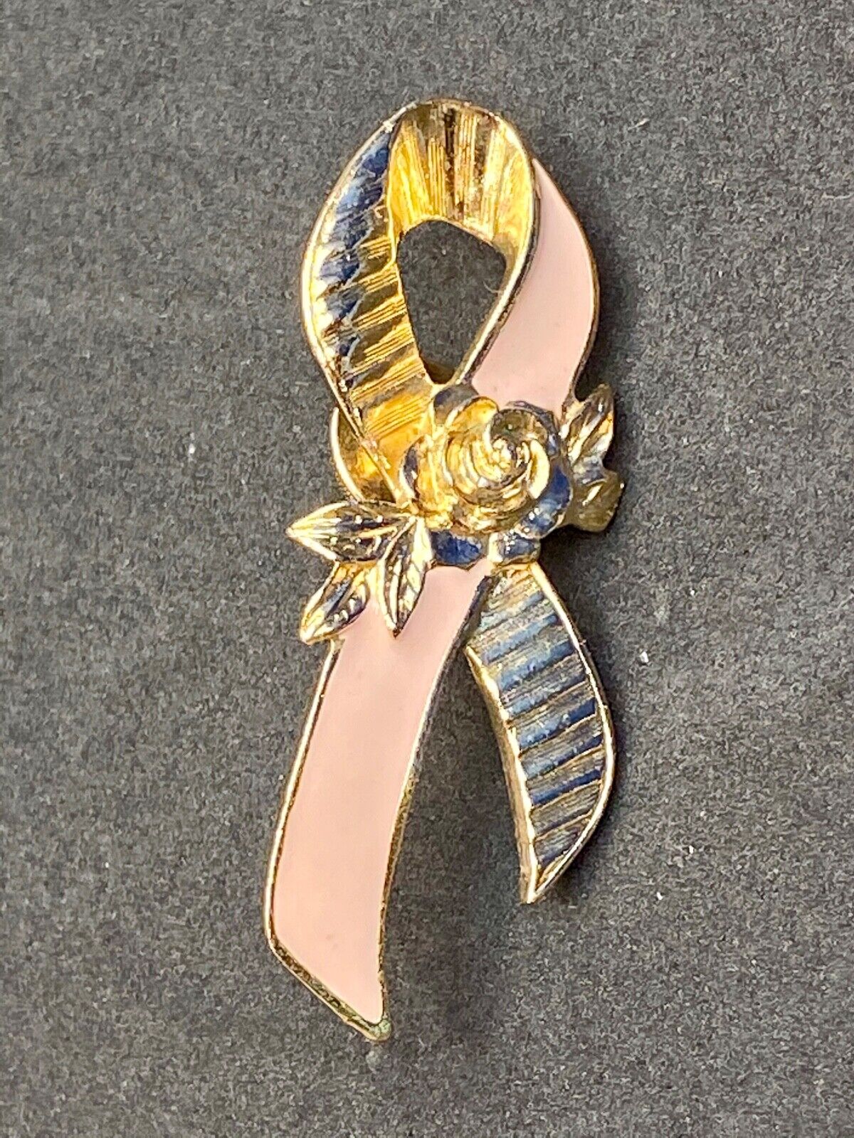 Avon Rose Ribbon Breast Cancer Light Pink Enamel Gold Tone Lapel Tie Brooch Pin