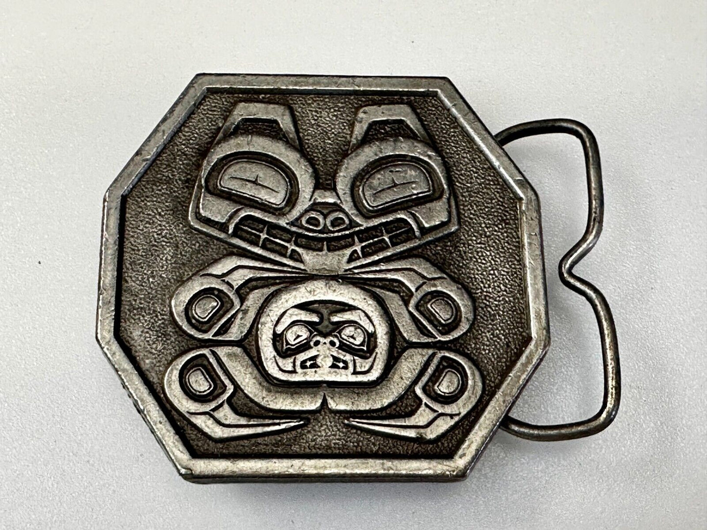 Totem Art Haida Clan Grizzly Bear Revered VTG 1977 Bergamot Belt Buckle