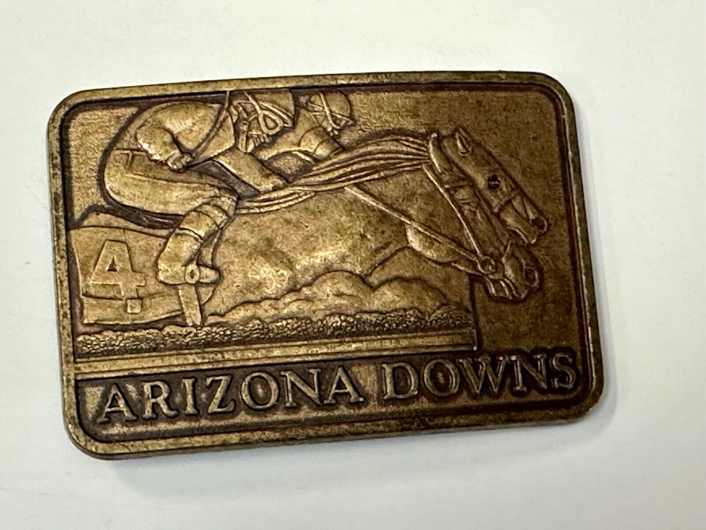 Vintage Arizona Downs Jockeys on Horses Racetrack vtg. Brass Tone Belt Buckle