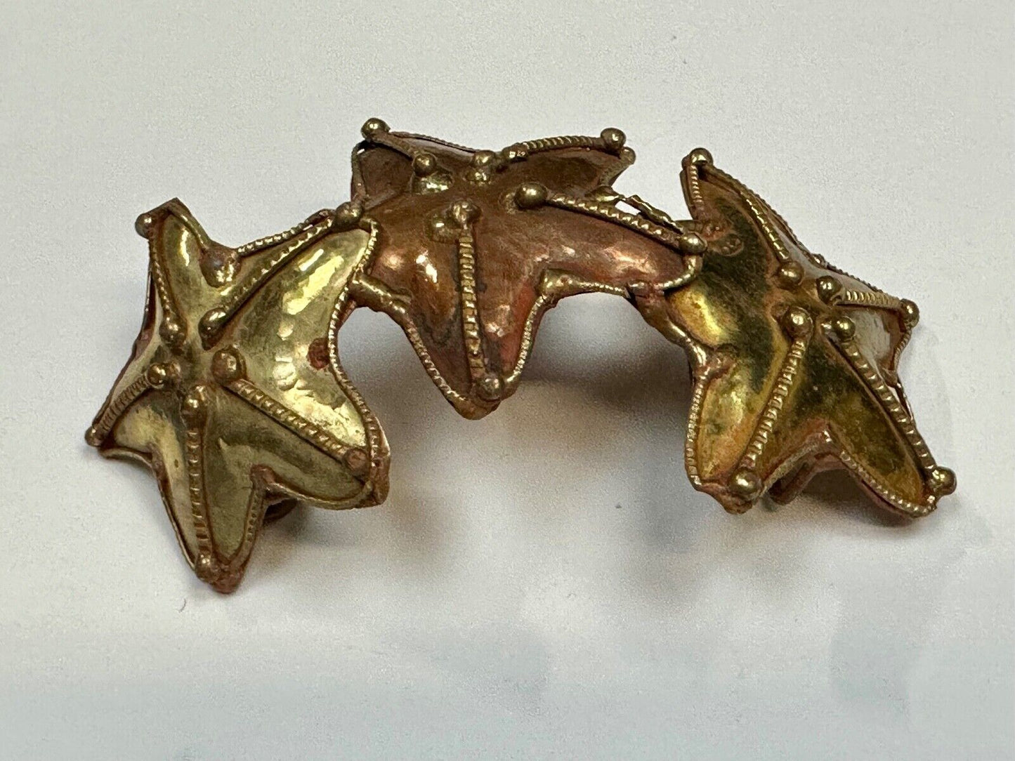 Three connected Starfish Mixed medal & colors , India vibe NOS belt buckle