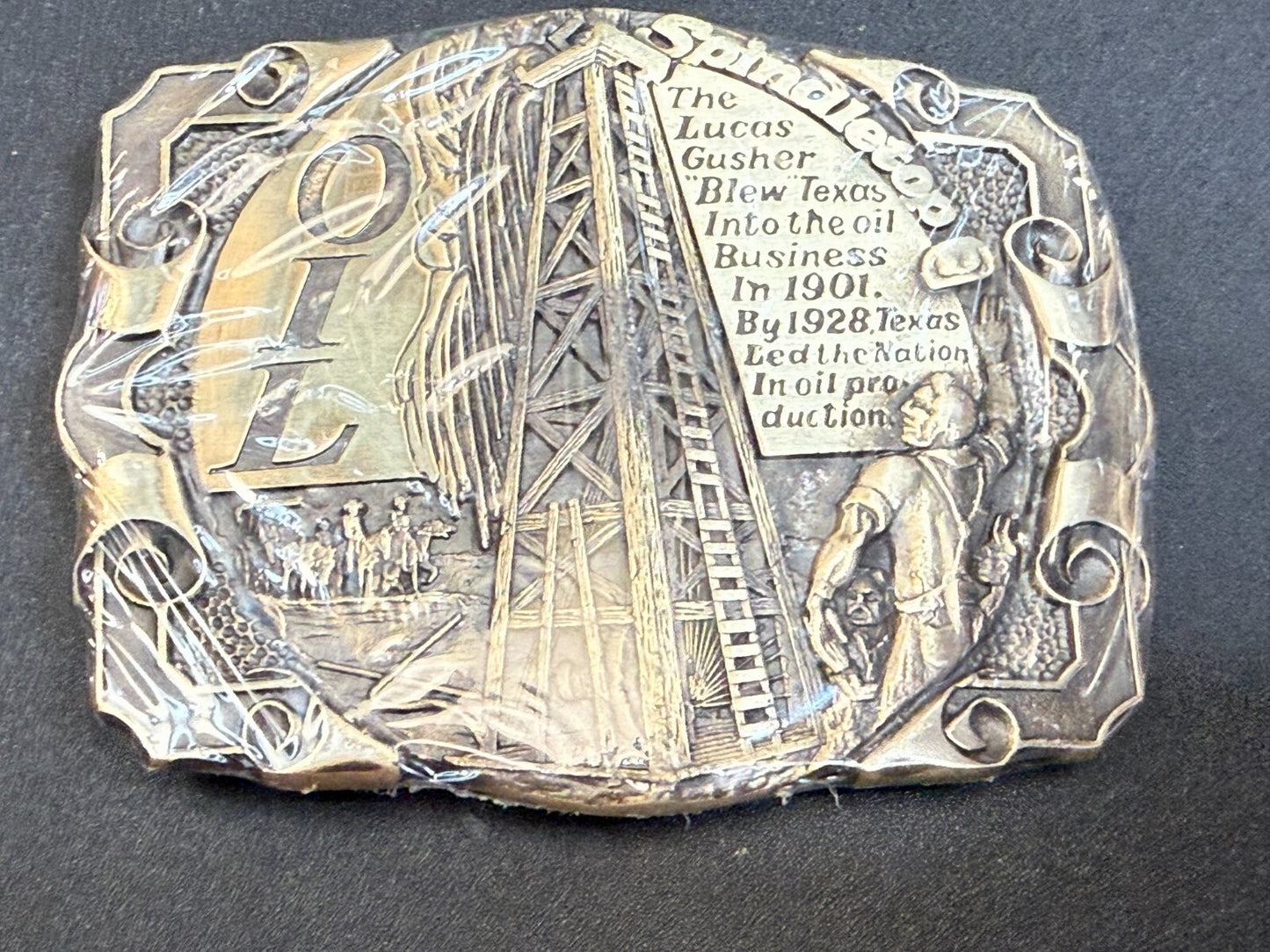 The Lucas Gusher Blew Texas Into the Oil Business 1901 -1928 Texas Belt Buckle