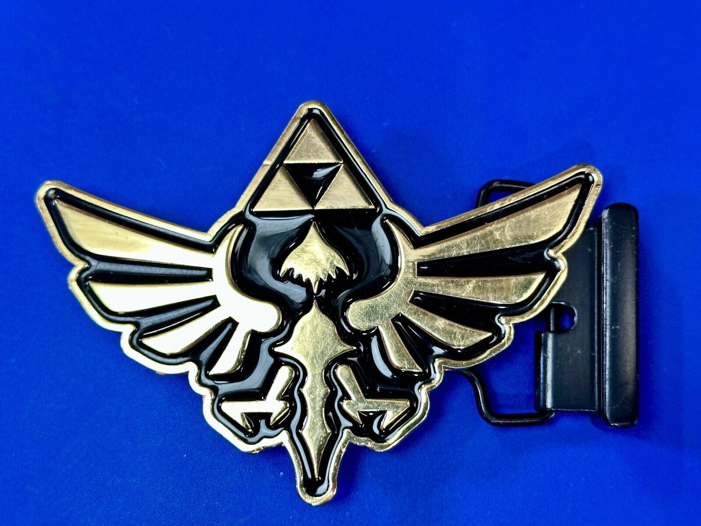 The Legend Of Zelda Black Golden Crest Triforce 2015 Nintendo Belt Buckle Hylian