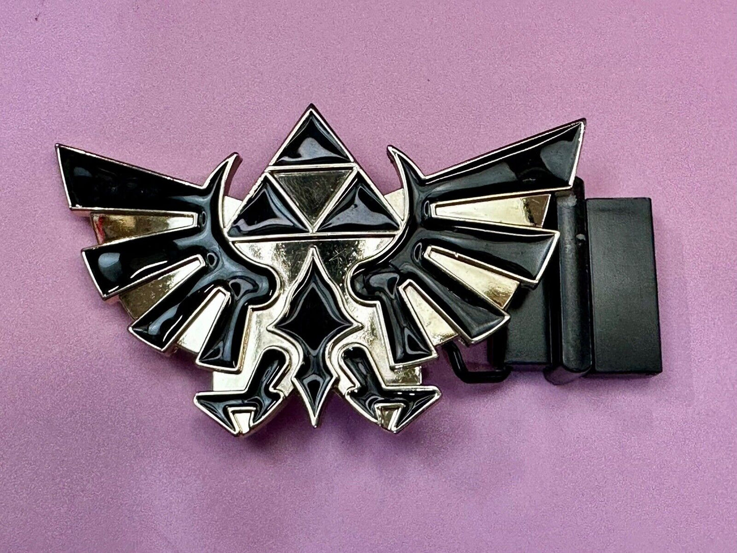 The Legend Of Zelda Triforce Nintendo 2011 Belt Buckle with buckle extender