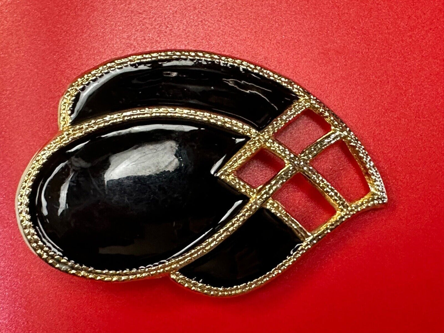 Black Enamel on gold tone 80s USA Day-Lor scarf belt slide buckle