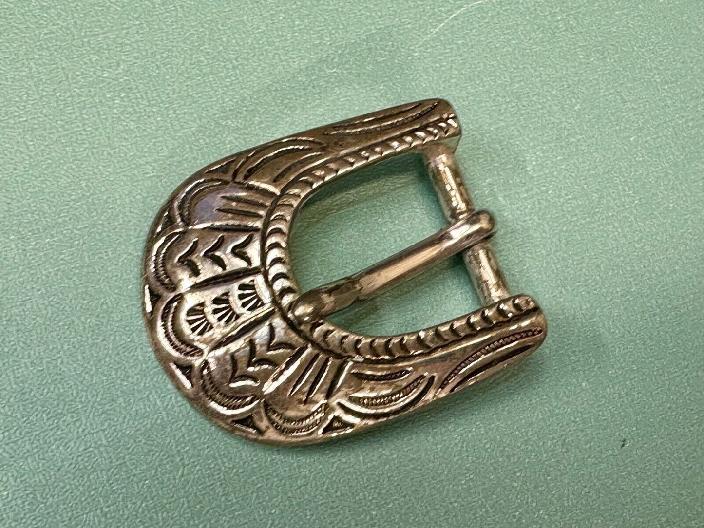 2" wide, silver tone ranger style Replacement Liz Claiborne belt buckle