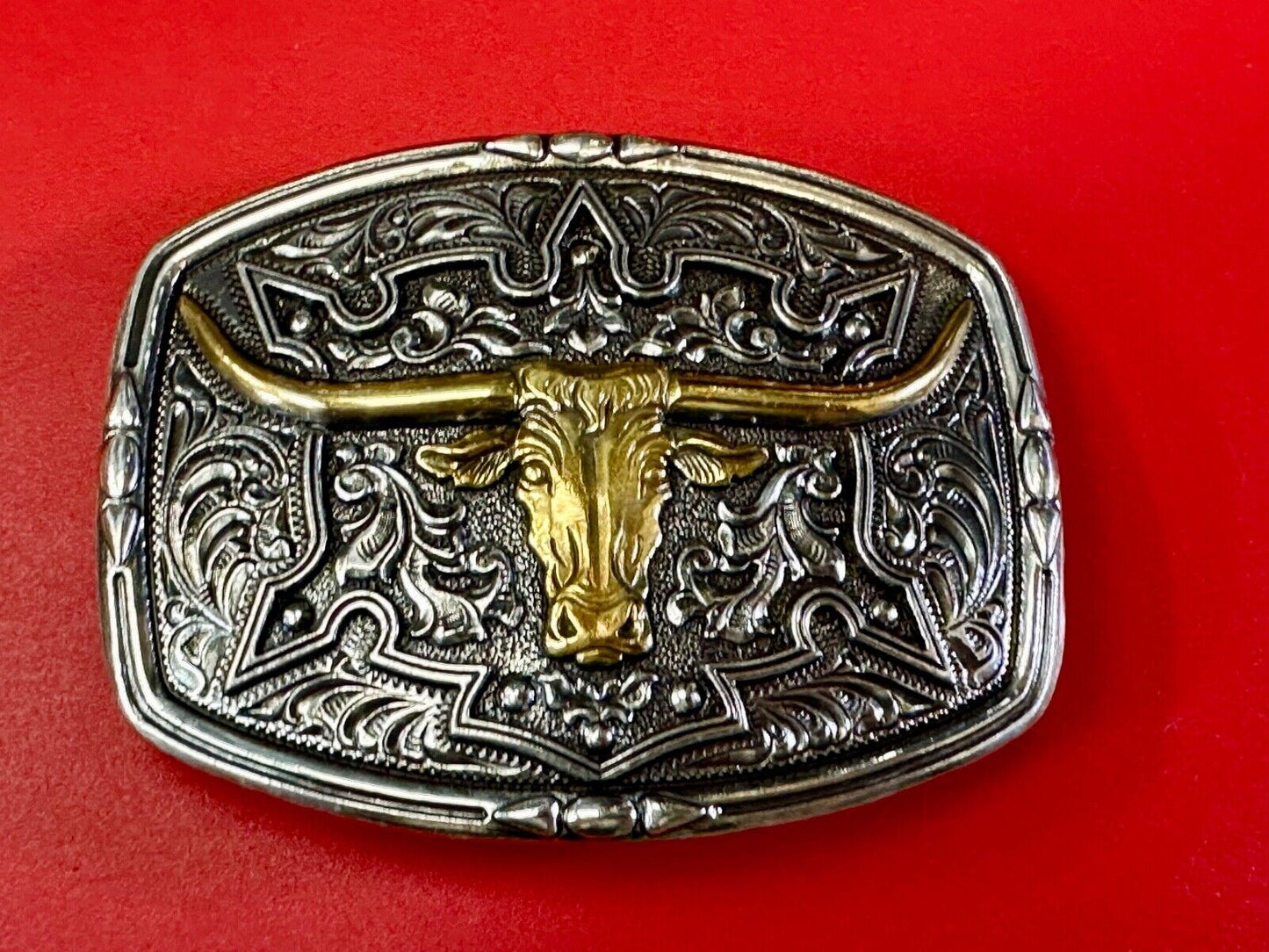 The Longhorn cow steer - cowboys cowgirls western belt buckle by Nocona