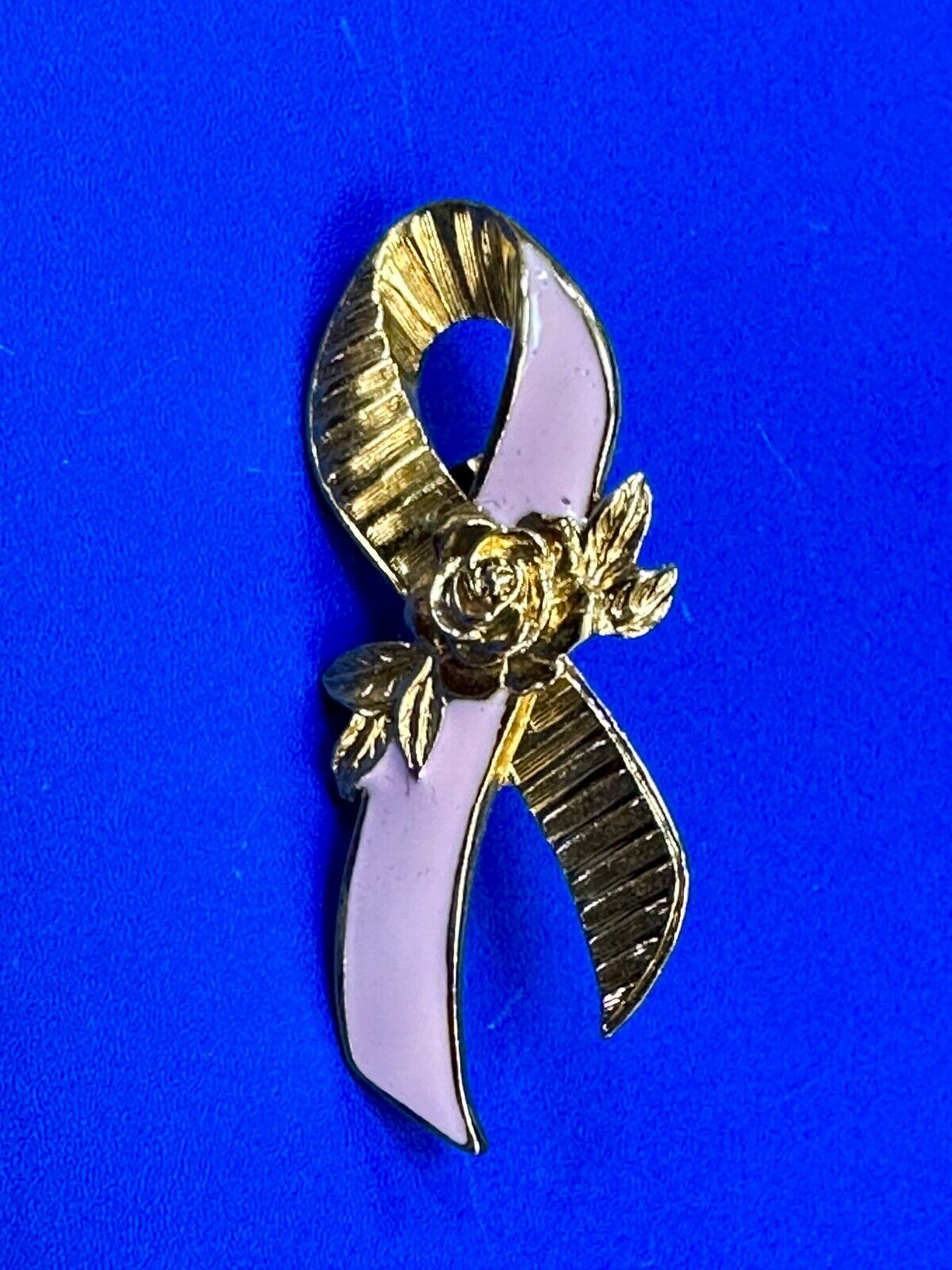 Avon Gold Tone Pink Enamel Ribbon Breast Cancer Awareness Brooch Pin 2"