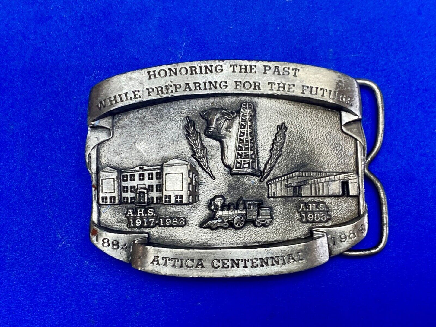 Vintage 1984 Attica Kansas KS Centennial OIL TRAIN SCHOOL HOUSE belt buckle