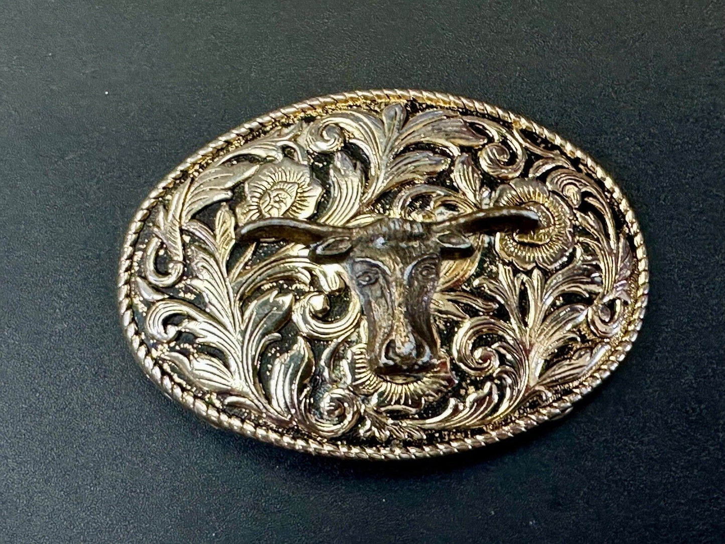 The Longhorn cow steer - cowboys cowgirls western Vintage belt buckle to restore