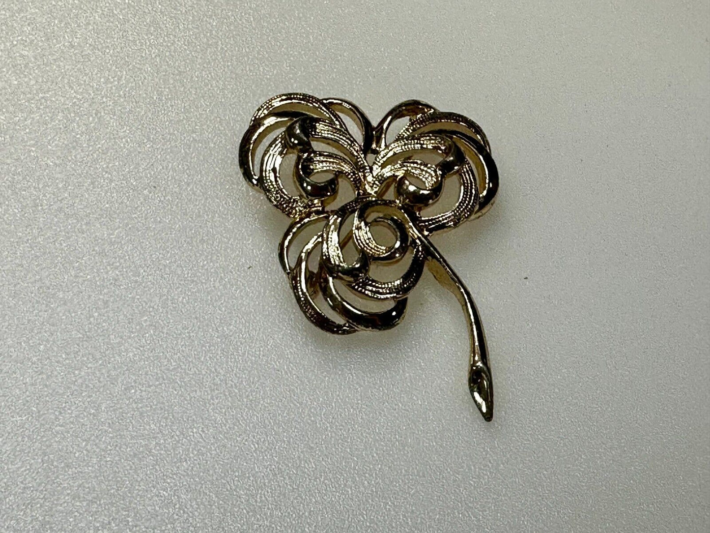 Three Leaf Clover Flower Openwork Gold Tone Brooch Pin Signed by Sarah Coventry