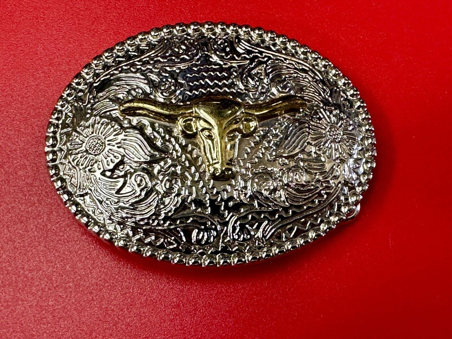 The Longhorn cow steer - cowboys cowgirls western two color oval belt buckle