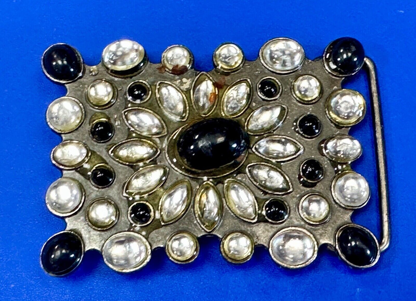 Vintage black and white rhinestone / silver tone belt buckle