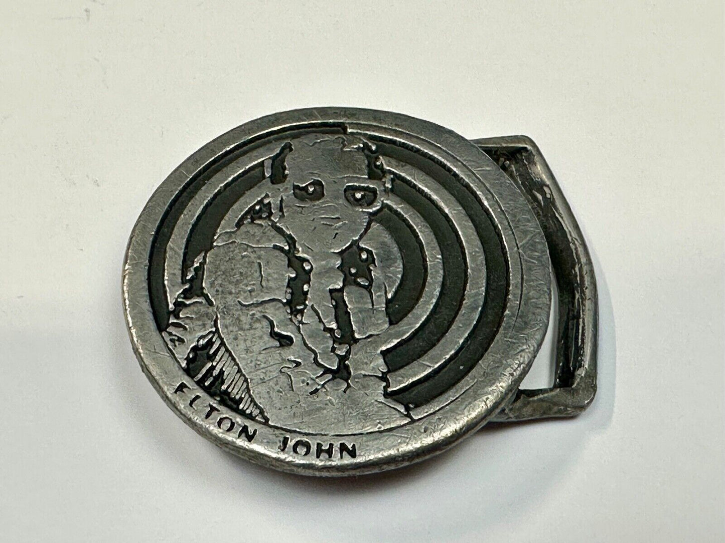 ***ELTON JOHN*** MUSIC SOUVENIR 1970's VINTAGE COMMEMORATIVE BELT BUCKLE
