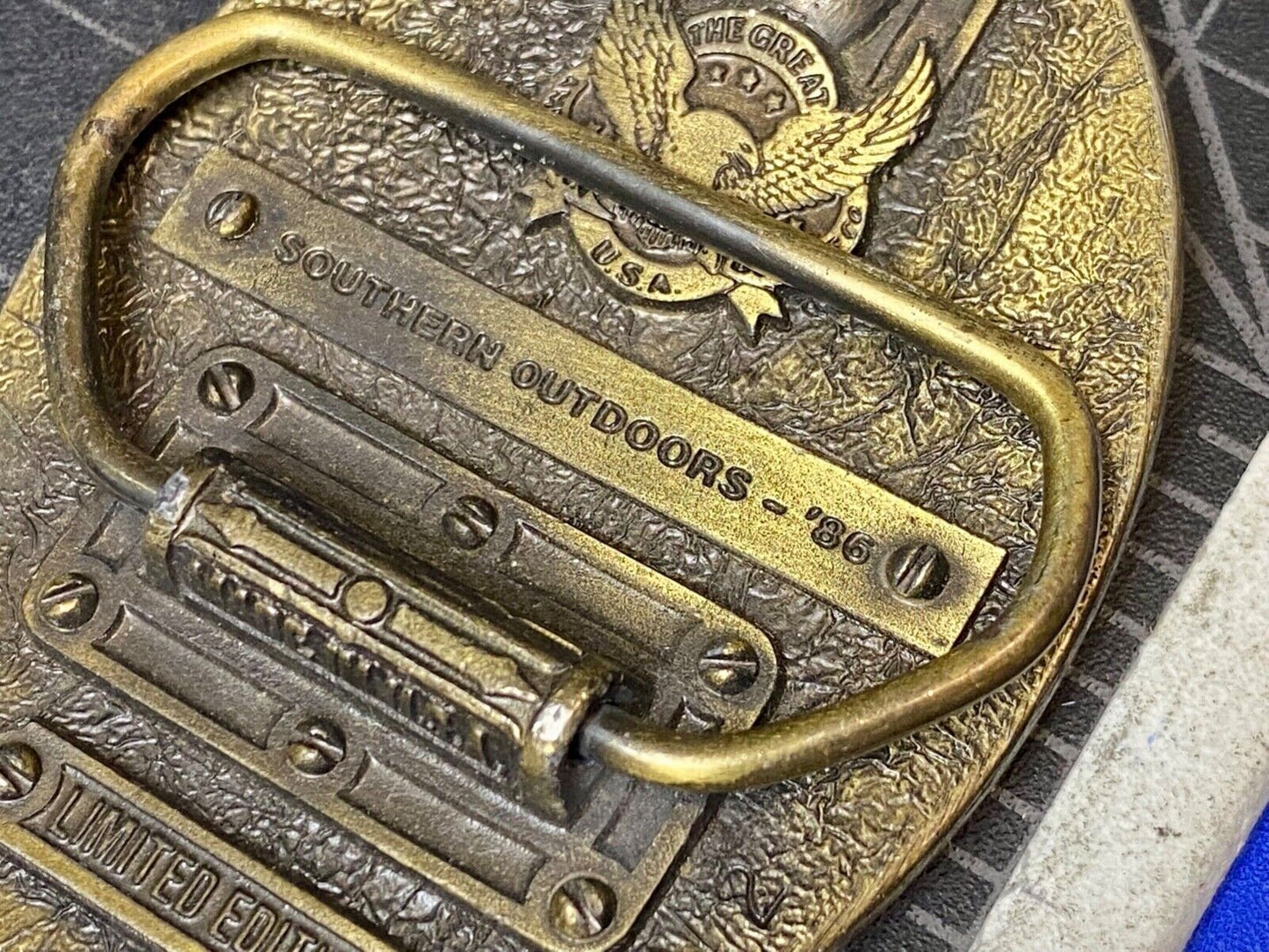 Vintage 1986 **Southern Outdoors Magazine** Commemorative Belt Buckle