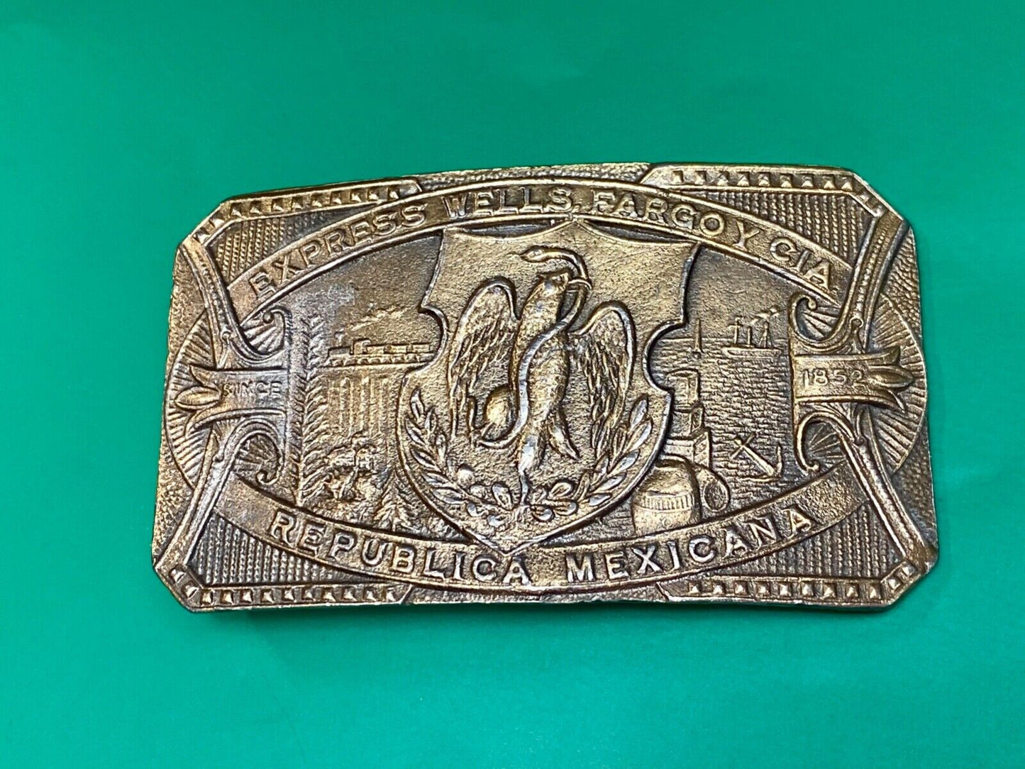 belt buckle wells