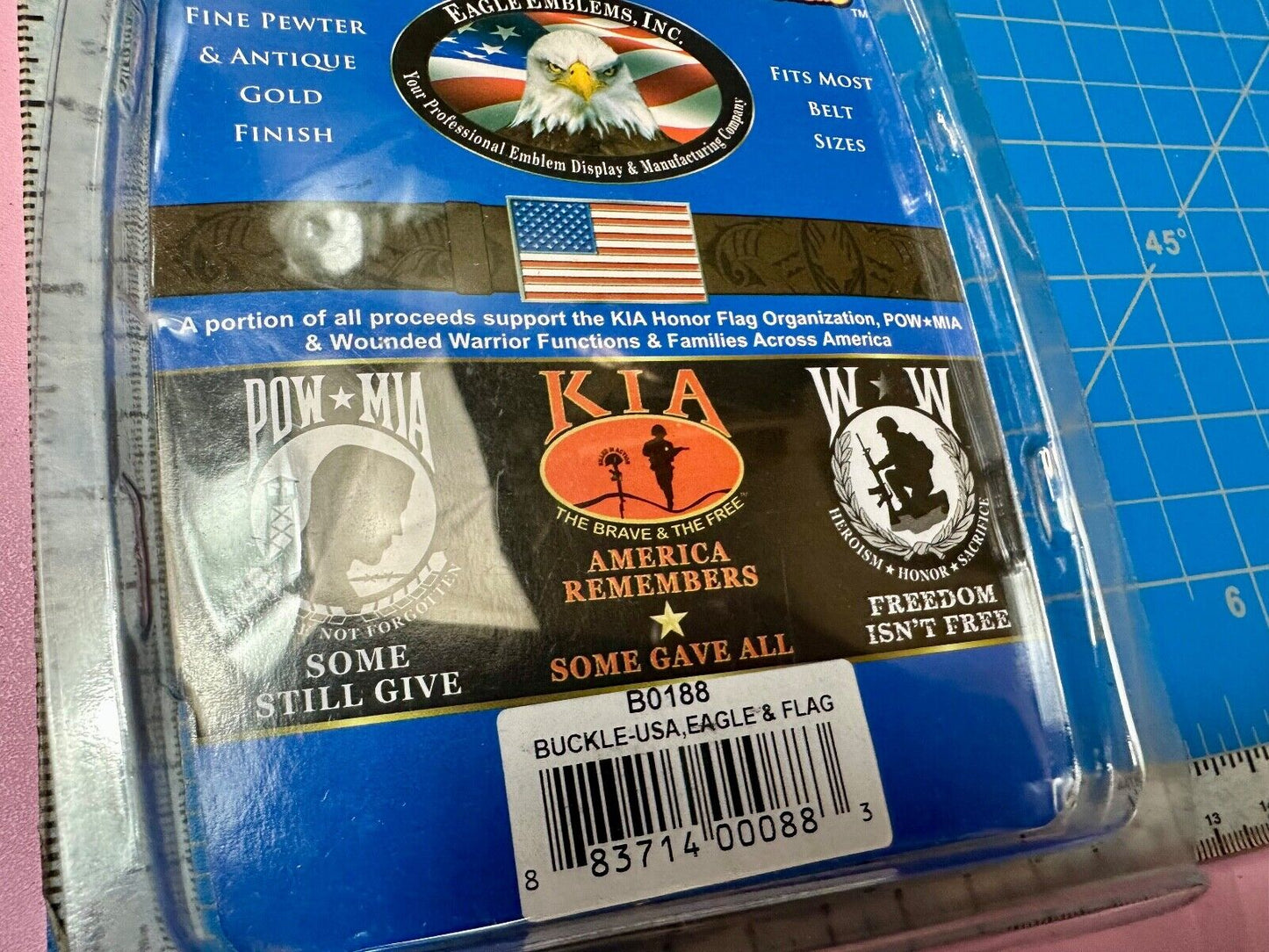 US VETERANS MEMORIAL SOME GAVE ALL AMERICAN FLAG EAGLE BELT BUCKLE (EE B0188)
