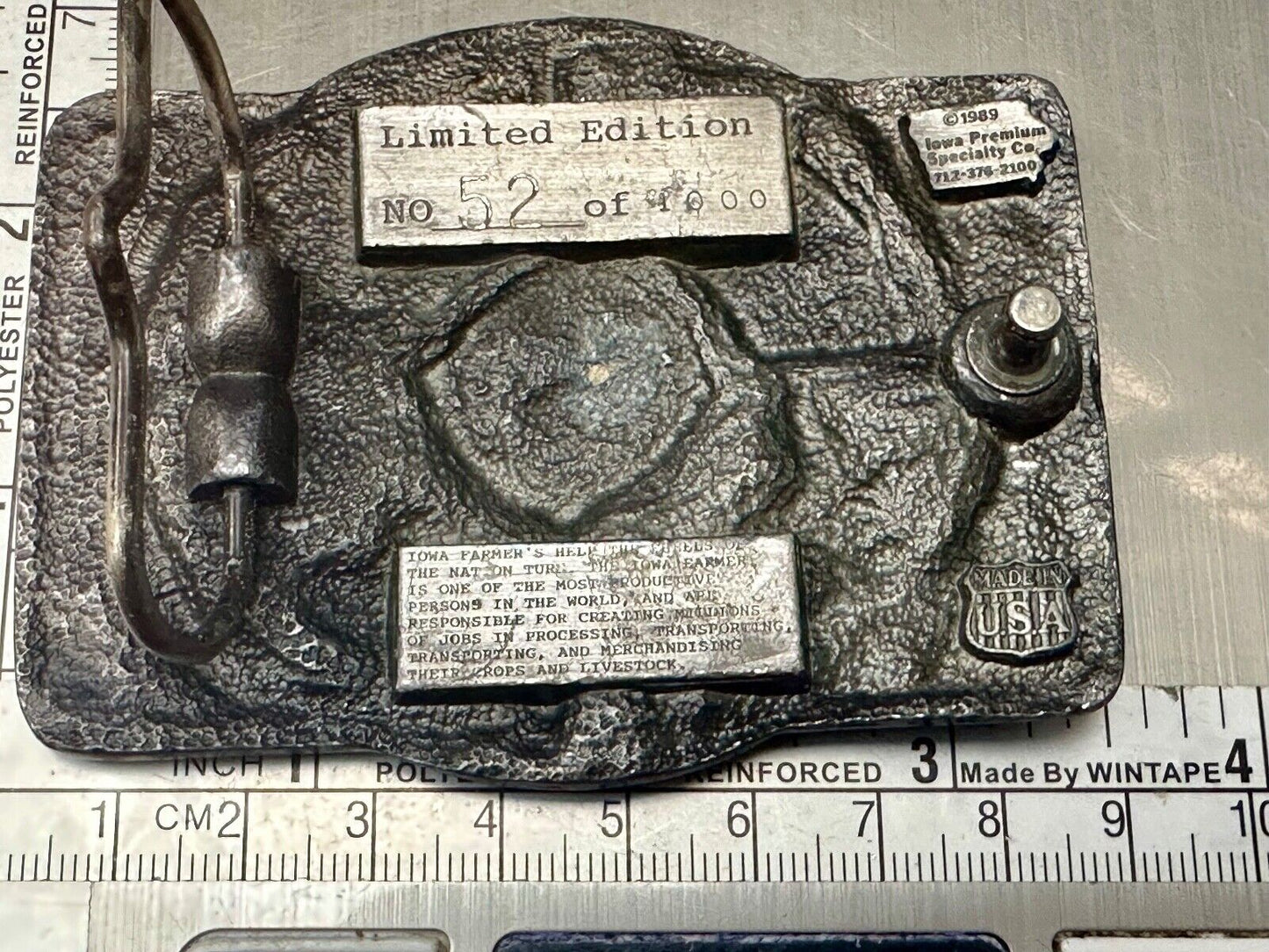 1989 Iowa Farmer - State Farm Commemorative belt buckle