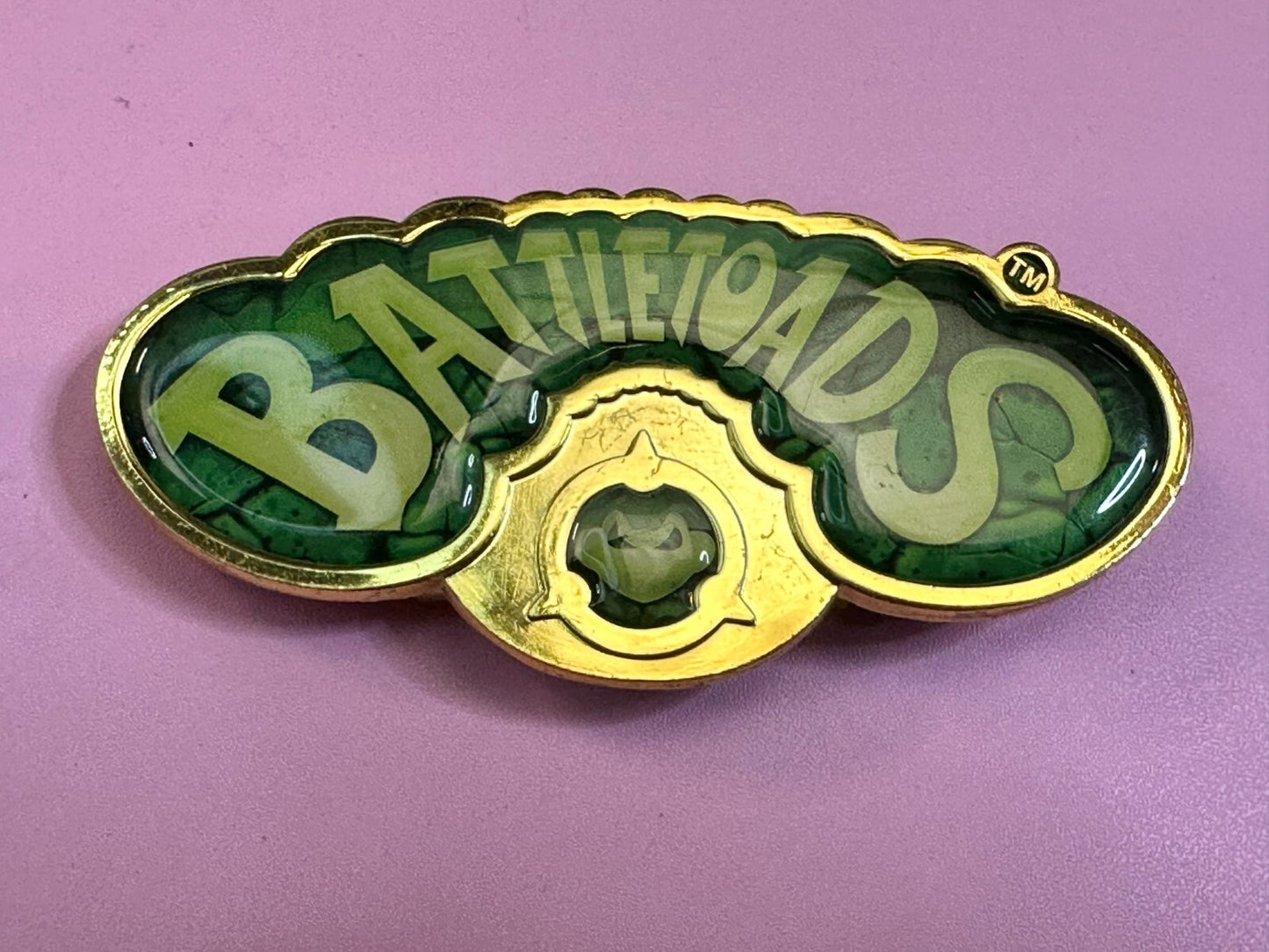 Battletoads June 2017 Loot Crate Gaming Exclusive Nes Gold Tone Belt Buckle