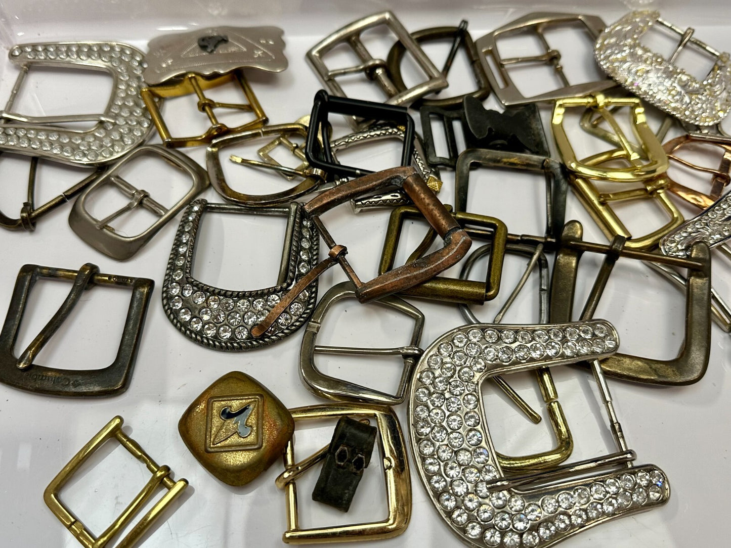 33 Piece Mixed Lot, Grab Bag - Resale Gifts! Vintage & Modern Belt Buckles