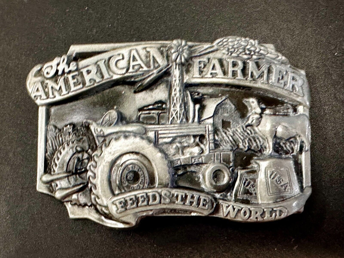 USA American Farmer Feeds The World Farm Barn Tractor Silver Color Belt Buckle