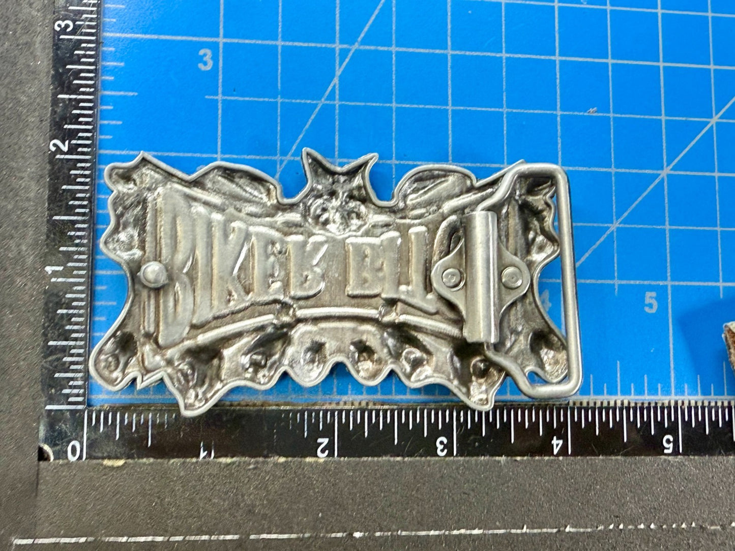 BIKER BITCH Statement Funny Cool Novelty Motorcycle Lady Biker Rider Belt Buckle