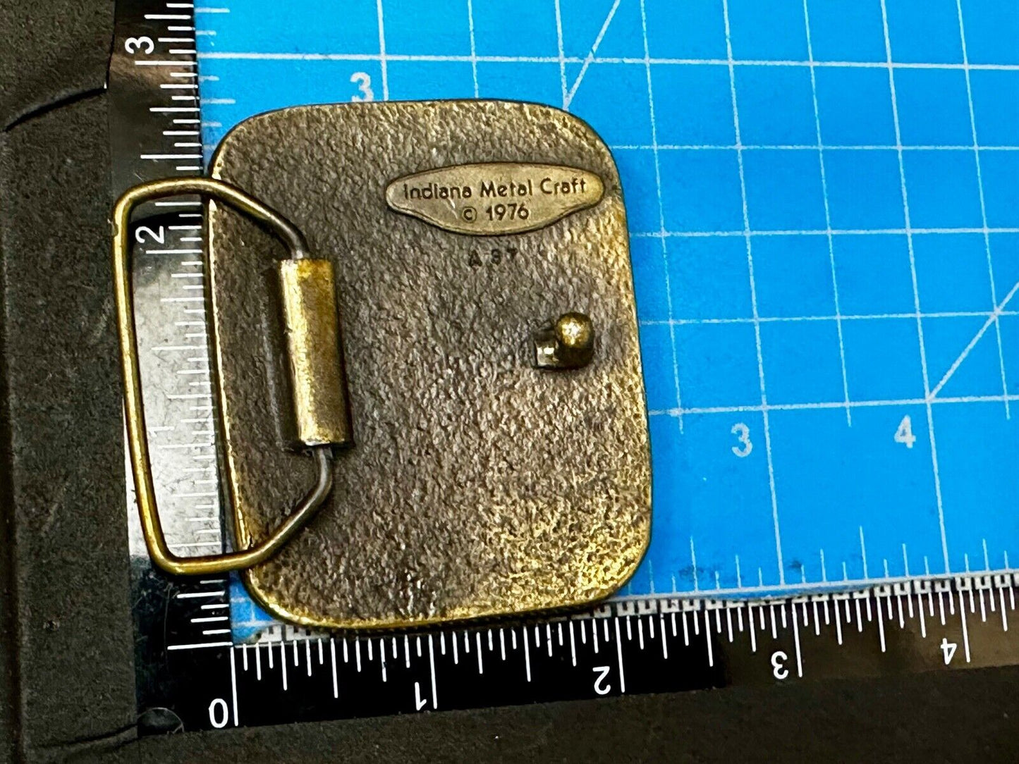 Bass Sport Fishing Vintage 1976 Indiana Metal Craft Belt Buckle